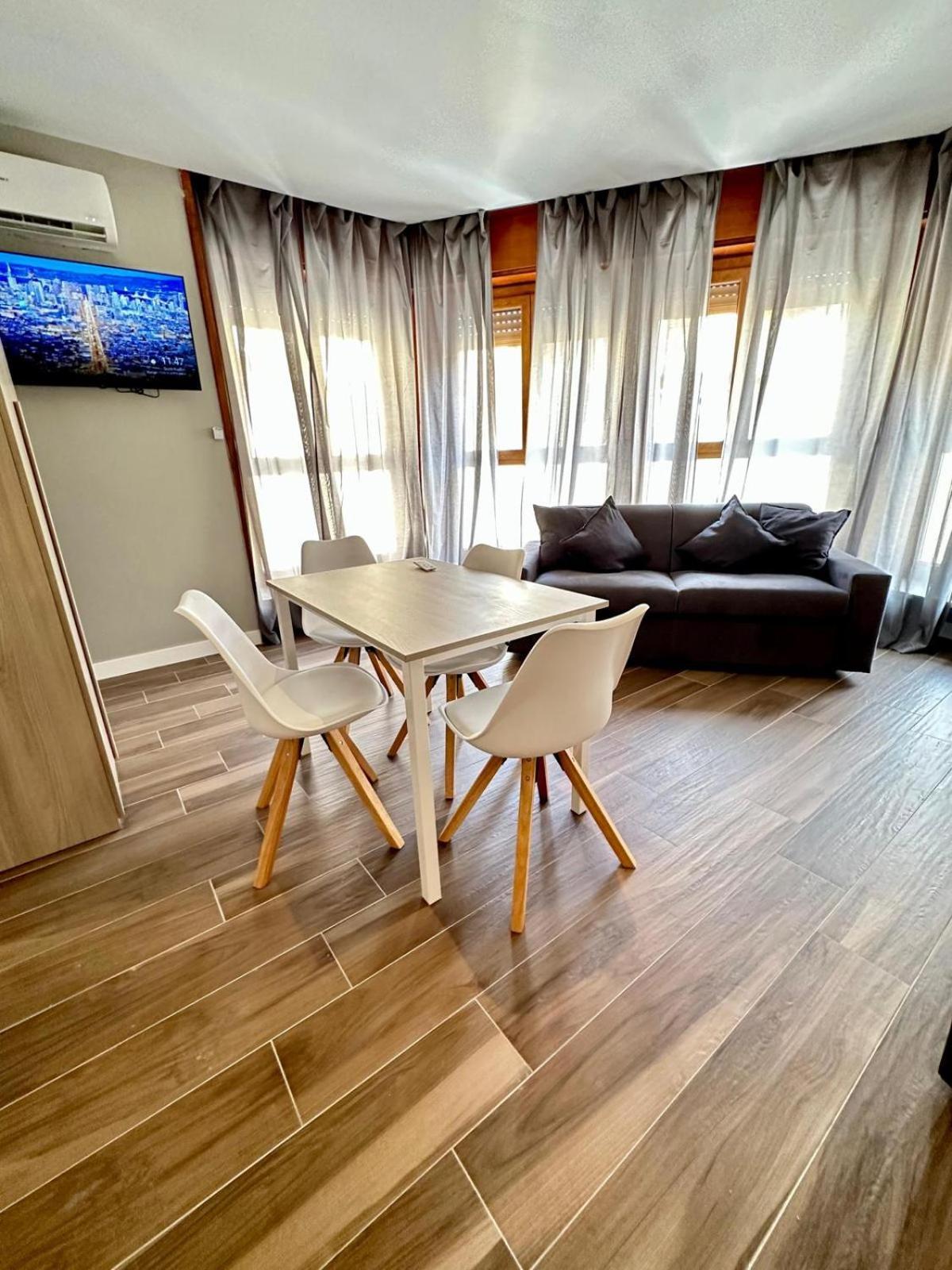 Hh Hermoso Housing Alessandria Exterior foto